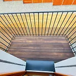Familyvilla, New 4 Luxury Big Apartments, Parking